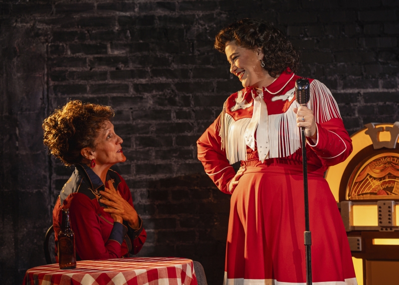 Review: ALWAYS...PATSY CLINE at Garden Theatre 